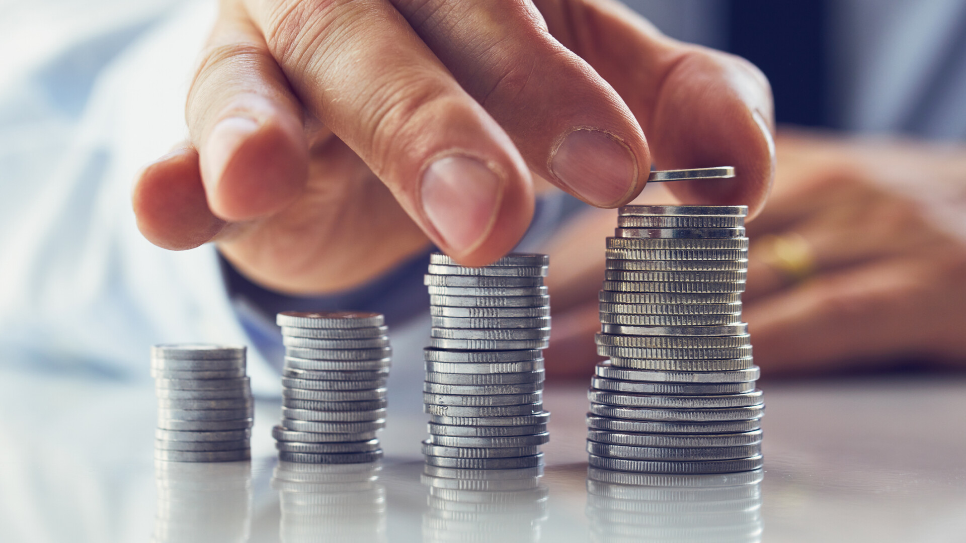 Hva betyr egentlig en årslønnsvekst på 5,6 %? Og hva menes med glidning, overheng samt sentrale- og lokale lønnstillegg?