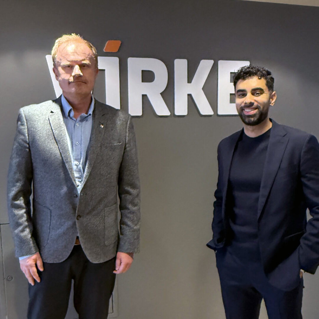 Det er oppnådd enighet om revisjon av særavtalen for undervisningspersonale i folkehøgskolen etter forhandlinger mellom arbeidstakerorganisasjonene og Hovedorganisasjonen Virke.