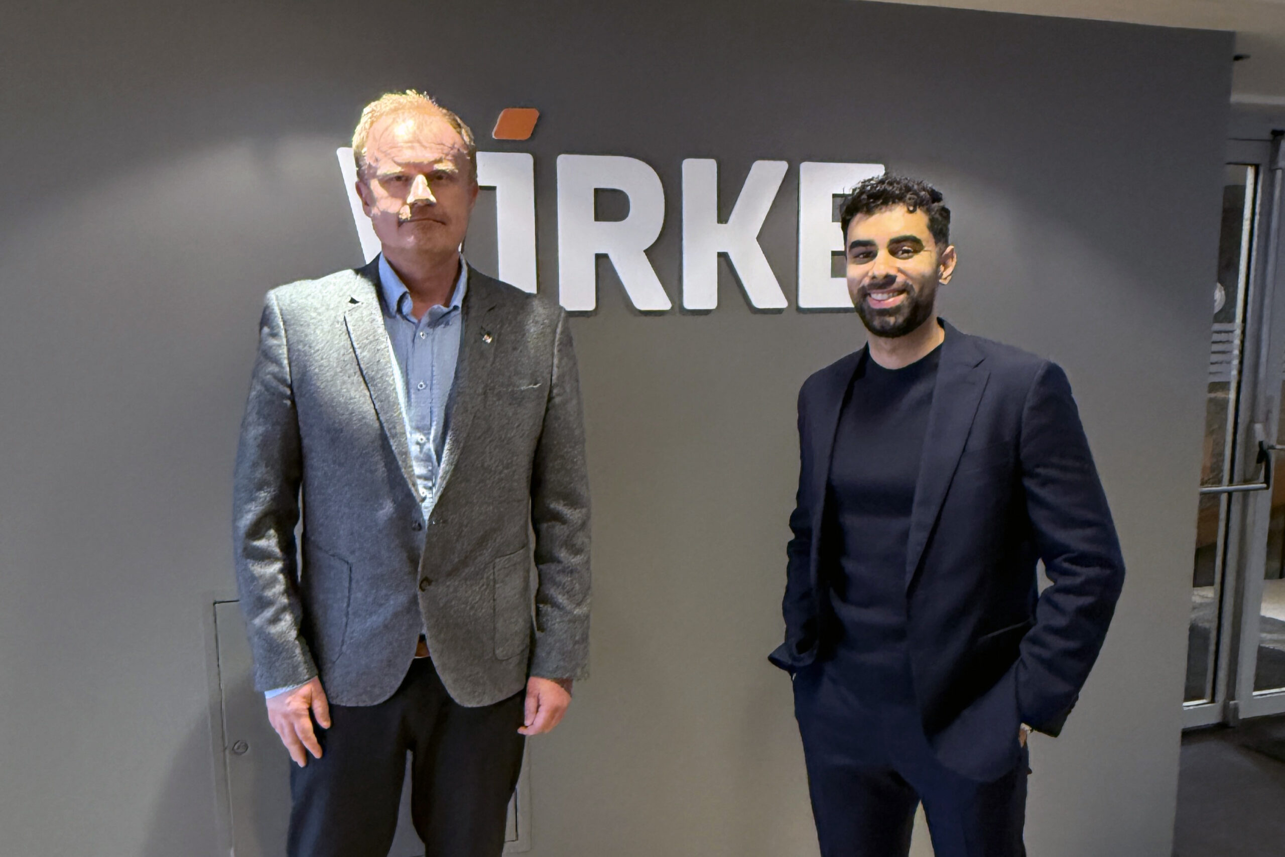 Det er oppnådd enighet om revisjon av særavtalen for undervisningspersonale i folkehøgskolen etter forhandlinger mellom arbeidstakerorganisasjonene og Hovedorganisasjonen Virke.