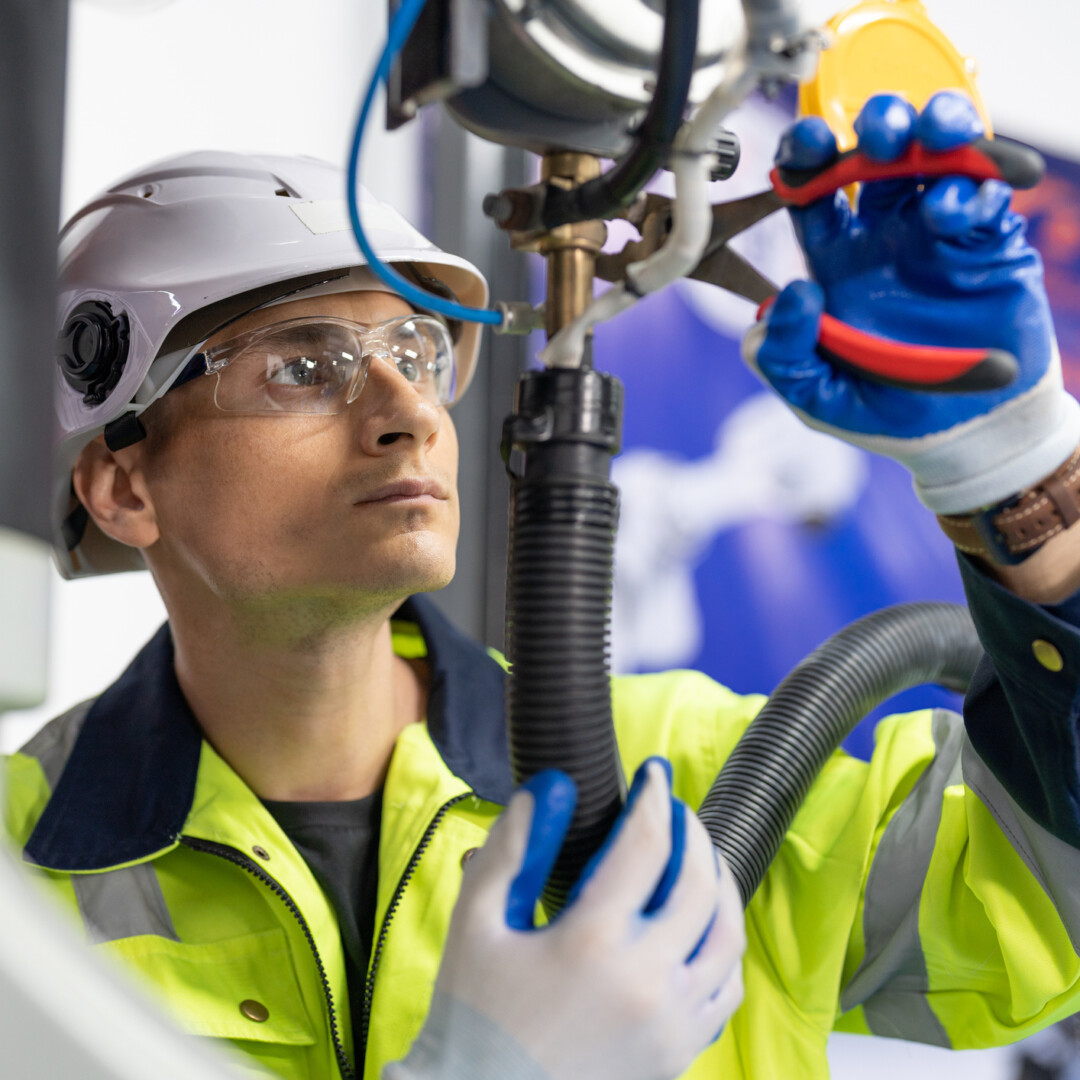Skolenes landsforbund mener tiden er moden for en revisjon av Nasjonalt kvalifikasjonsrammeverk for livslang læring og er glad for at yrkesfaglig utdanning skal få en mer likeverdig plass i rammeverket.