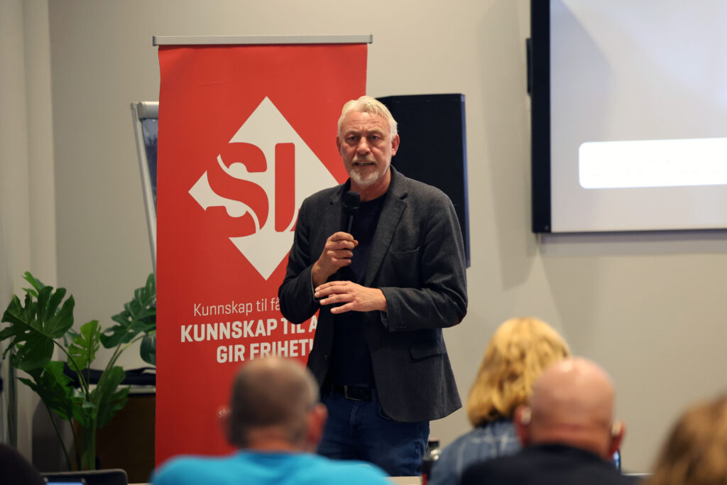 Landsstyremøte, Gardermoen Jon Oddvar Holthe. Forbundsleder Leksefri skole